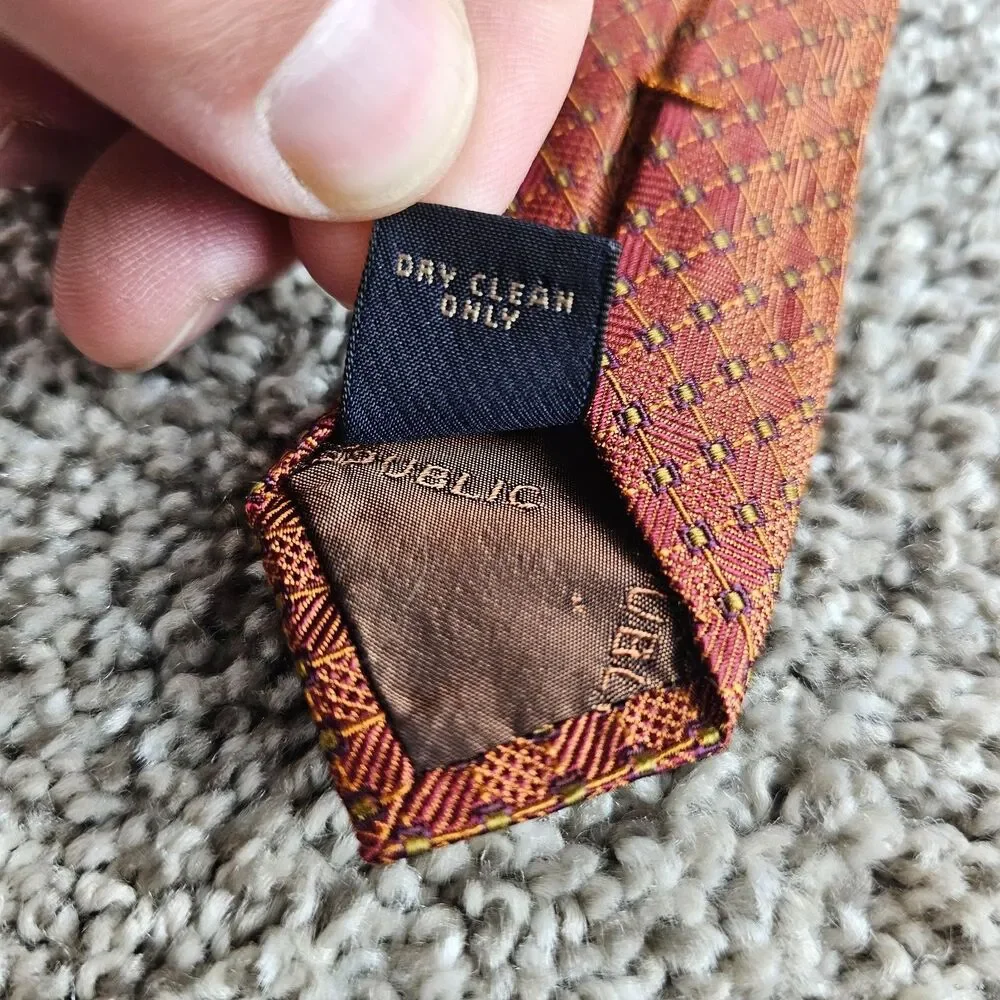 Banana Republic Silk Tie Burnt Orange Geometric Micro Dot Grid USA Made Mens